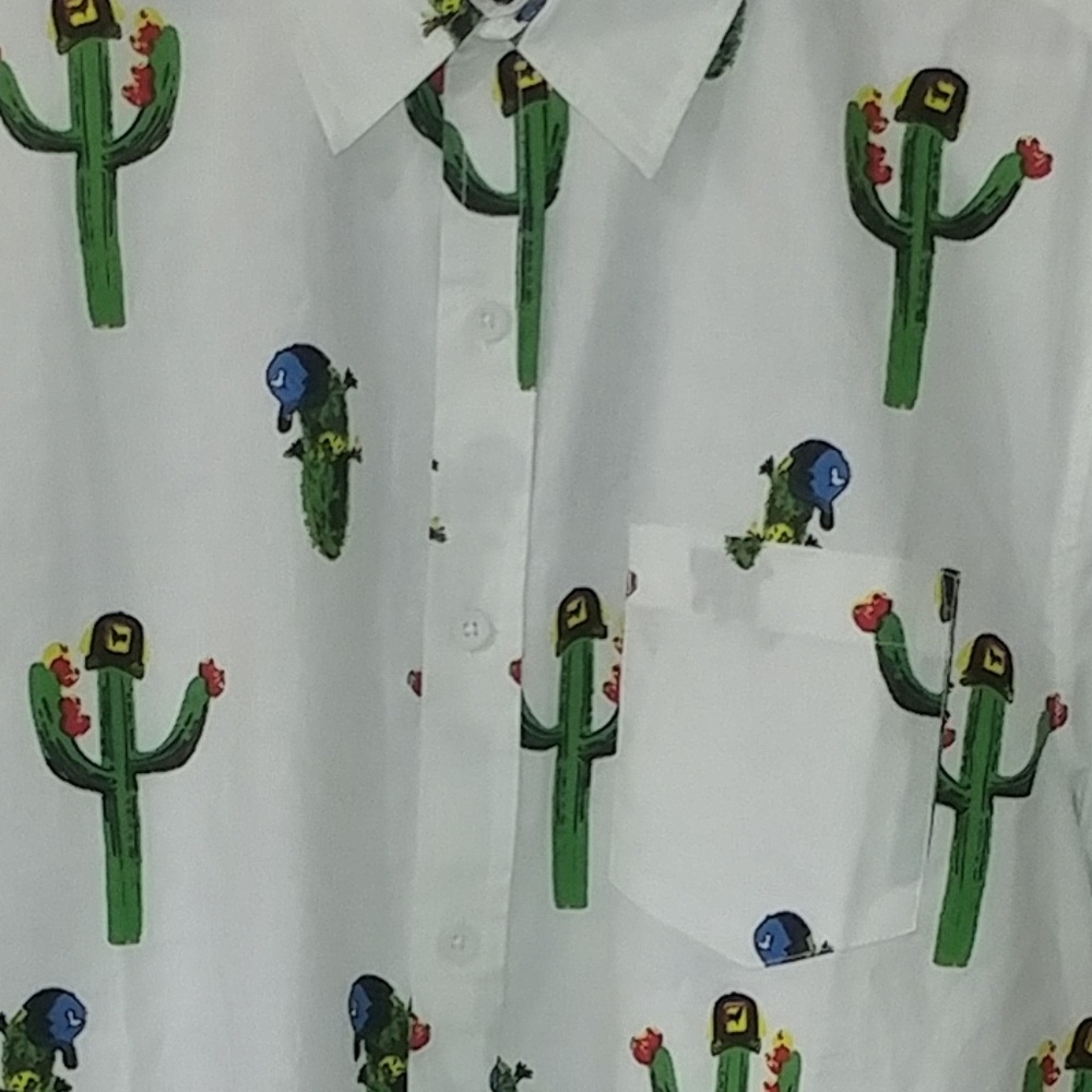 NWT Resolution Cactus Button Down Medium - Picture 4 of 4